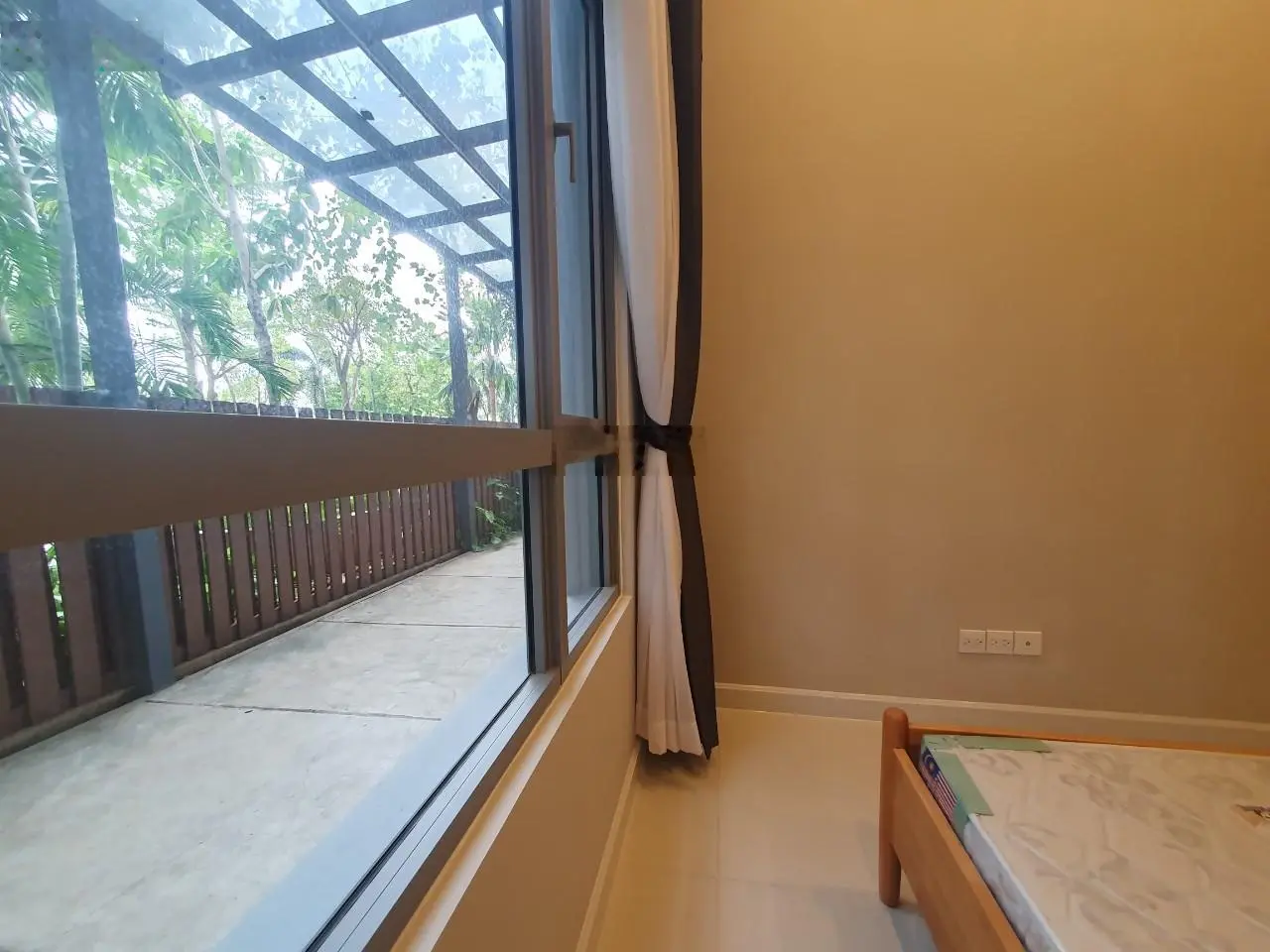 Bán Căn Sân Vườn Cực Hiếm Palm Heights. Căn 3PN 139M2. Giá Bán Chỉ 12.6 Tỷ Bao Thuê Phí