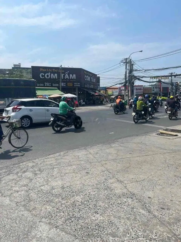 BÁN NHÀ MẶT TIỀN NGUYỄN ẢNH THỦ 5x25m GIÁ 14ty5