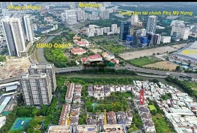 Biệt thự mới đẹp, khu VIP nhất Quận 7. 10*22, hầm +4 tầng. Thang máy.