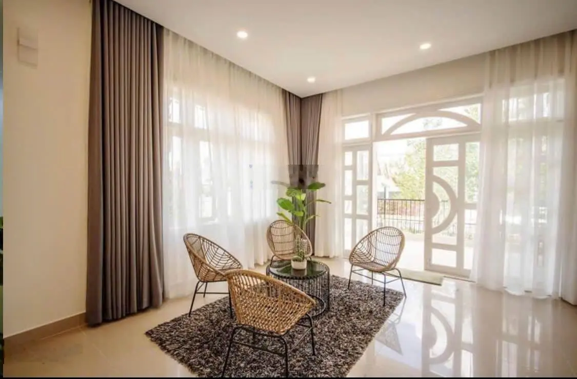 Bán villa Vạn Hạnh, Phường 8, Đà Lạt, 26 tỷ 500