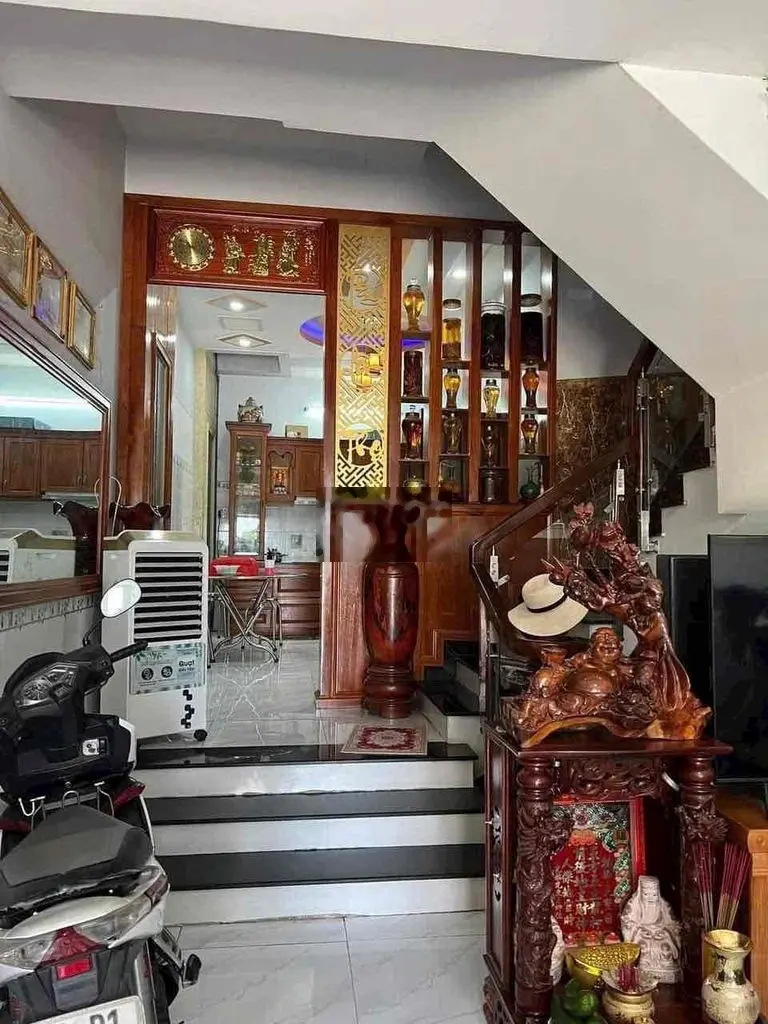 BÁN NHÀ 3 LẨU 1 XẸT ĐƯỜNG LÊ THỊ RIÊNG P THỚI AN Q12
