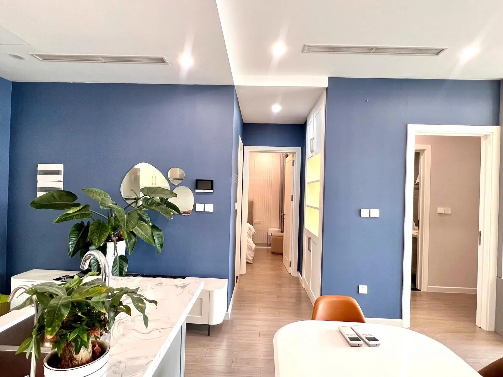Bán căn hộ đẹp tại chung cư The Nine, giá siêu hời 6,5 tỷ VND, diện tích 77m2 2 phòng ngủ 2wc