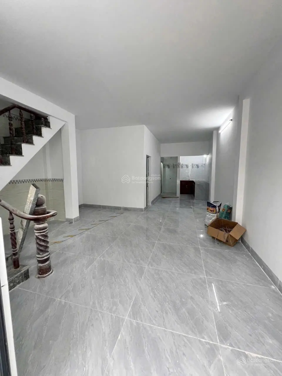 Bán nhà lầu trệt 2 PN, 2 wc gần trường tiểu học Lê Thị Trung TP Thuận An