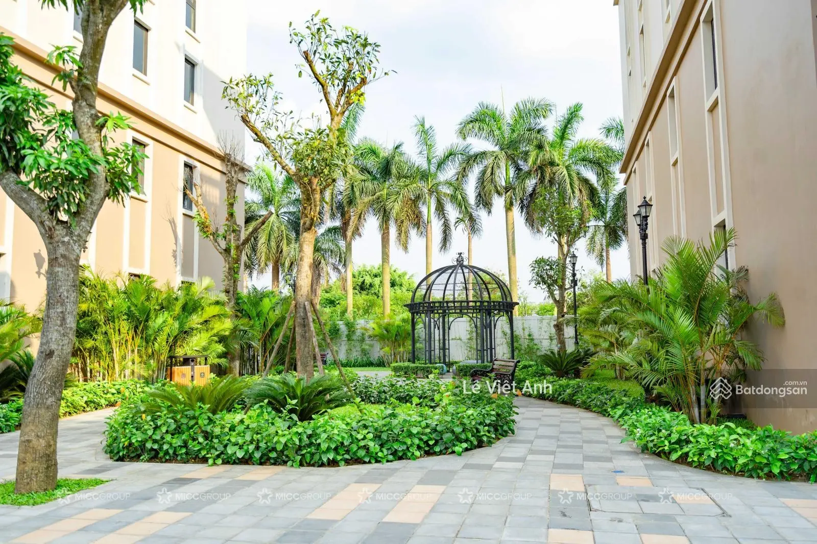 Chính chủ cần bán gấp căn liền kề Thời Đại 11 - Vinhomes Ocean Park 3, vị trí vàng, giá tốt