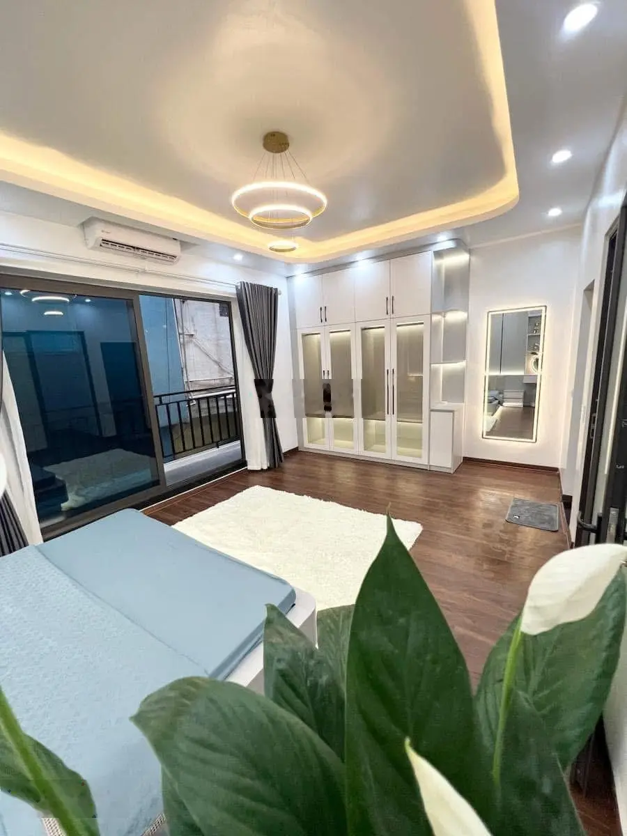 Bán nhà Quan Hoa - Cầu Giấy, nhà ở ngay, gần phố, ngõ nông rộng, 37/40m*5T, chào 6,9 tỷ