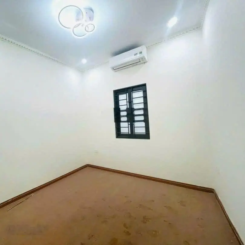 7.88 tỷ, DT sổ 50.9m2, MT 8m, 3 ngủ rộng, 100m ra mặt phố Thái Thịnh, Đống Đa, gần Bệnh viện