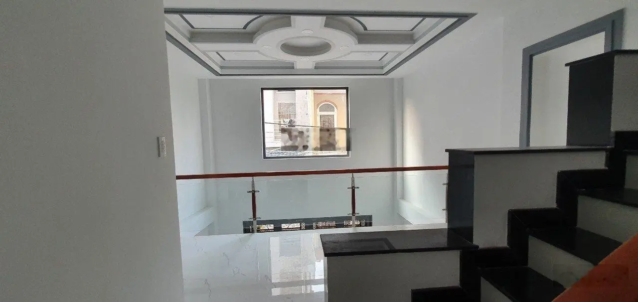 Chủ bán gấp nhà Bùi Đình Túy 40m2 , 1 trệt 1 lửng , 1 lầu giá 2 tỷ 250, sổ hồng riêng .