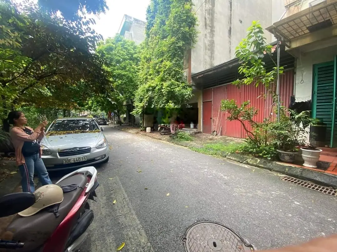 Đầu tư siêu hiếm lô đất phân lô ngay Nguyễn Khuyến vỉa hè ô tô tránh 100m2 kinh doanh chỉ hơn 16 tỷ