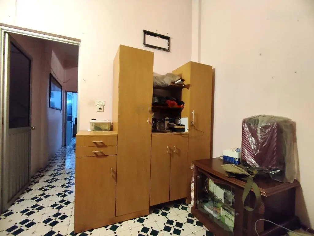 Lô góc Hào Nam ở cực thoáng, sân vườn vườn tiểu cảnh, ngõ nông gần ô tô, KCBT về lên thêm tầng