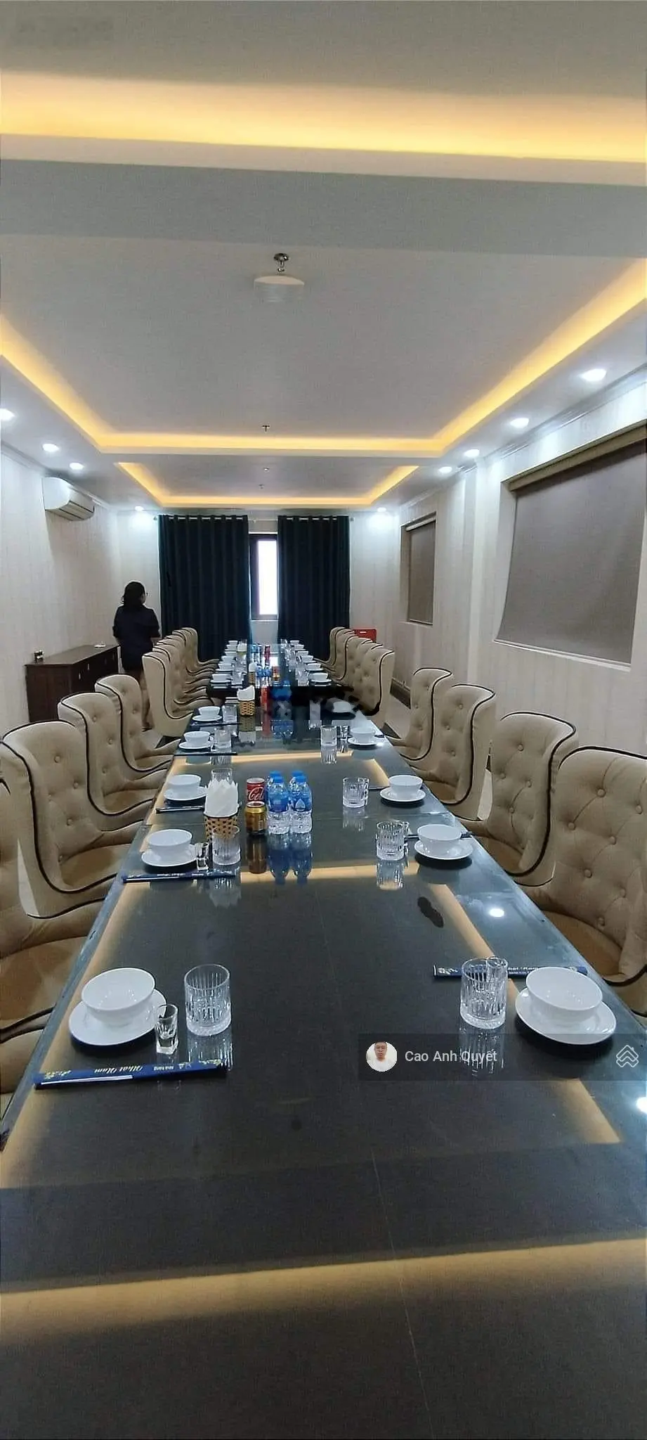 Bán nhà 280m2 8T mặt phố Quận Nam Từ Liêm, MT 10,9m vỉa hè 80 tỷ Nguyễn Hoàng