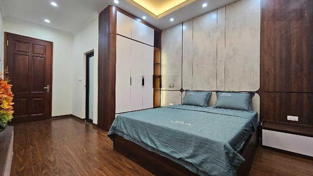 Bán nhà phân lô Nguyễn Cơ Thạch - 38m - 7T - 9,3 tỷ - thang máy - ngõ ô tô tránh - LH: 0813 616 ***