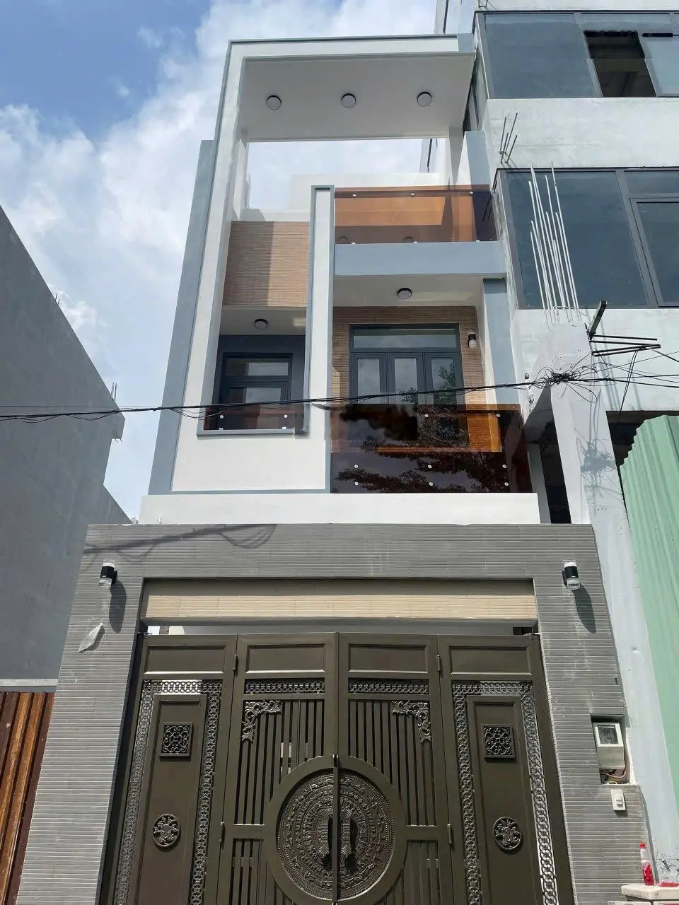 8,597 tỷ 56 nhà mới 4 tầng hiệp binh Phước thủ Đức gần vạn phúc
