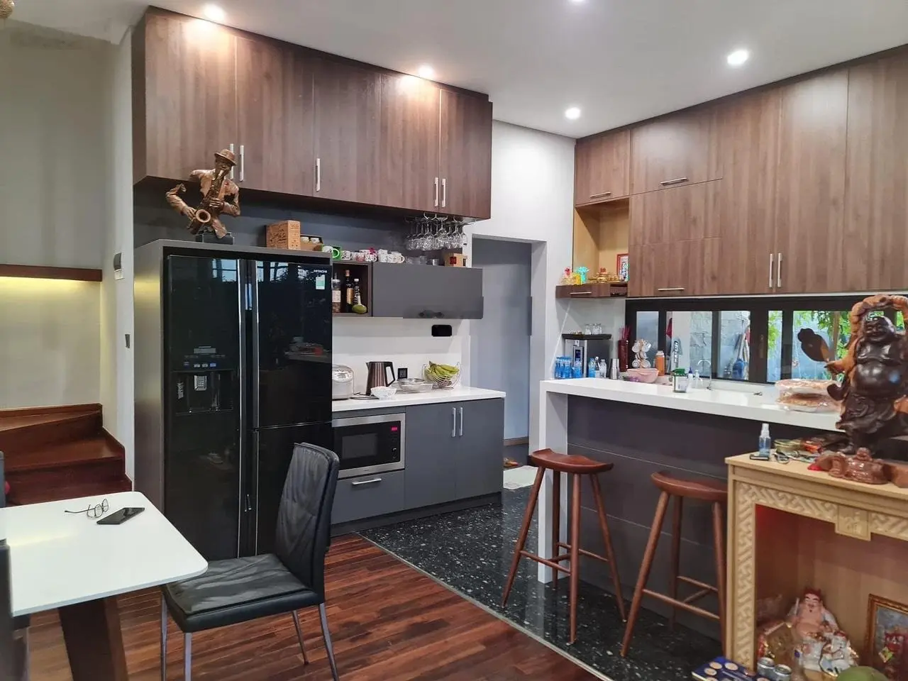 Bán biệt thự 3 mặt tiền cực kỳ đẹp tại khu Euro Village 1, Sơn Trà. Diện tích 232m2. Chủ thiện chí