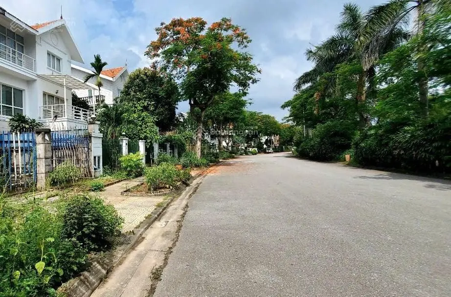 Biệt thự căn góc, liền thửa Đông Anh, giá sốc. Gọi chính chủ trang bìa!