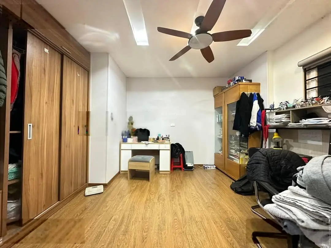 Siêu hot - Giáp Nhất - TX - hàng xóm Royal City - ô tô đỗ cổng - tương lai mắt phố - 55m - hơn 8 tỷ