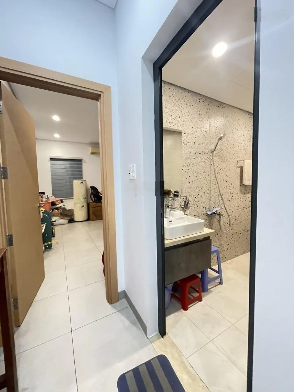 Bán nhanh nhà 3 tầng full nội thất mặt tiền đường Mỹ An