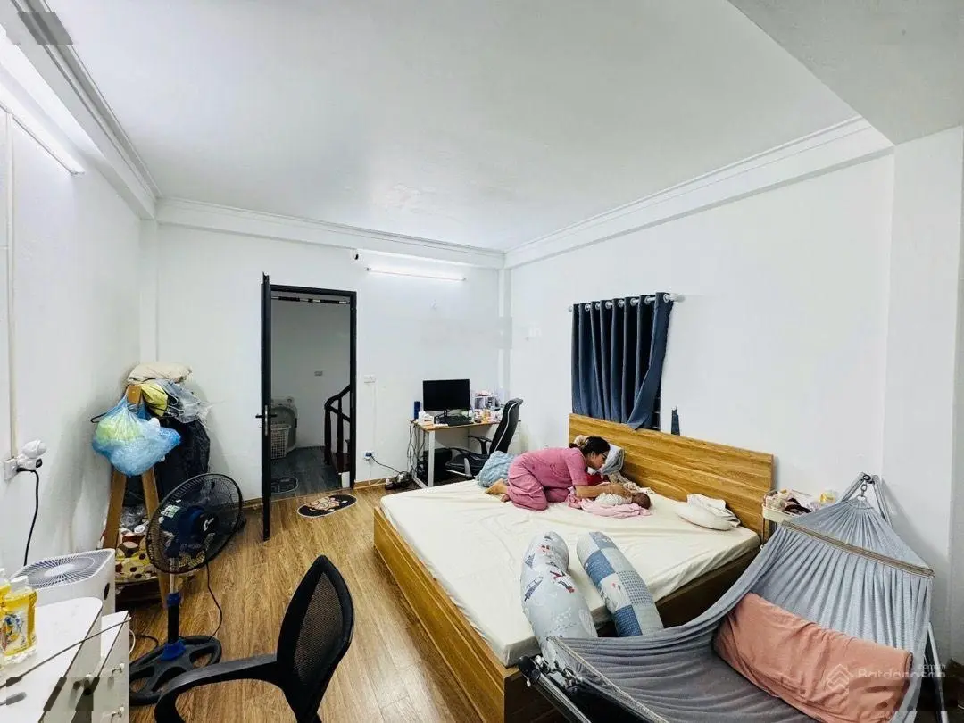 Bán nhà 12 Nguyễn Lân - Thanh Xuân, 43m2, 5 tầng, MT 4m, giá 7.95 tỷ