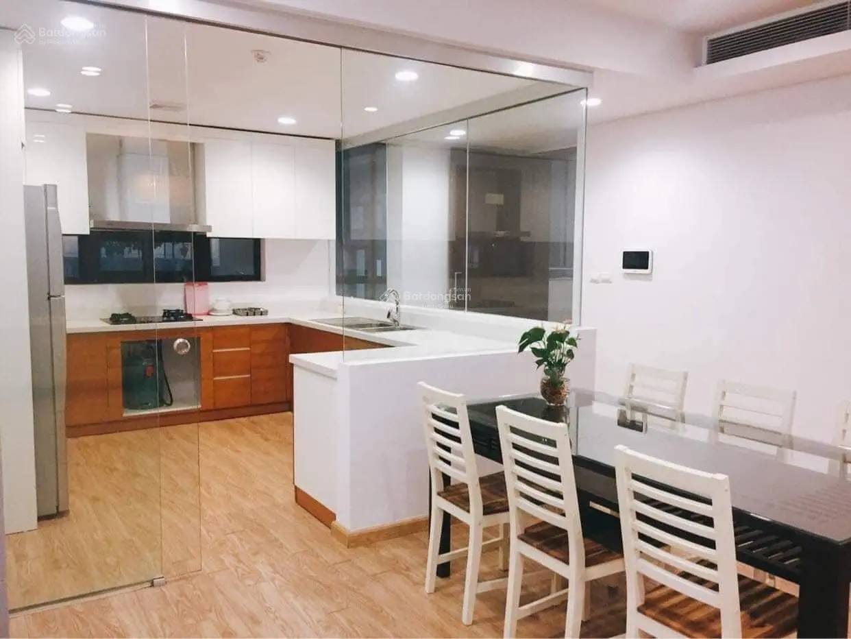 Cần bán gấp căn hộ diện tích 152m2 rộng rãi thiết kế 2 ngủ+1 tại dolphin plaza không gian lý tưởng