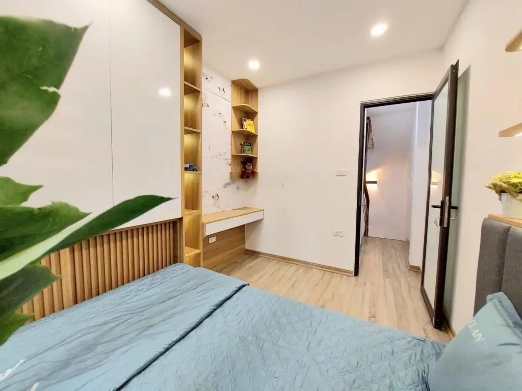 Bán nhà phố Bạch Mai - 5 tầng - 3PN đủ nội thất - Ngõ thông ba gác. Giá: 3,65 tỷ. LH: 0779548866