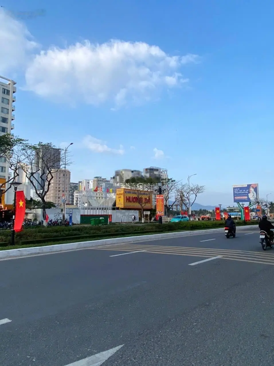 Anh mình cần bán cặp đất đường võ văn kiệt , cách biển 500m