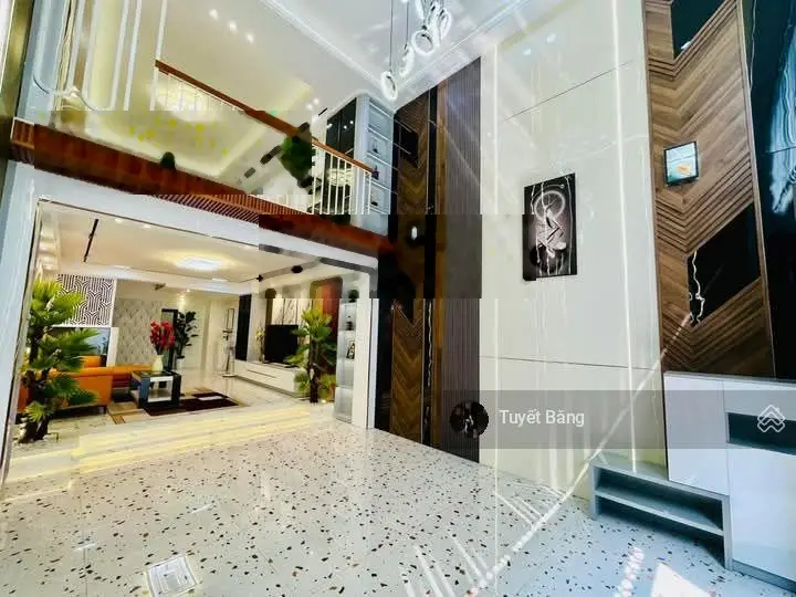 Nhà đẹp giá rẻ ngay đường Hoàng Hữu Nam,Long Thạnh Mỹ,Quận 9.Gía chỉ 3 tỷ 2.Gần Golf Thủ Đức