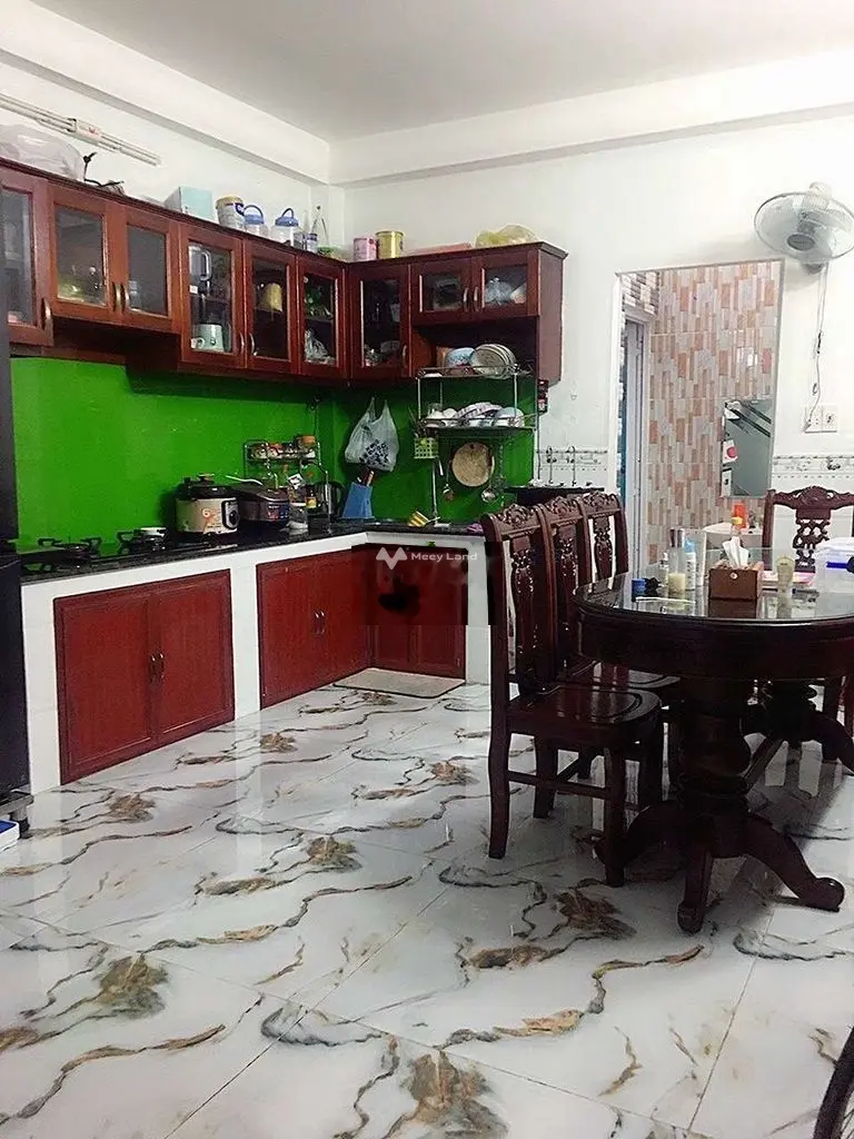 NHÀ BÁN SỔ RIÊNG, HXH HUỲNH TẤN PHÁT, NGANG 4M, 3 TẦNG, NHĨNH 4 TỎI.