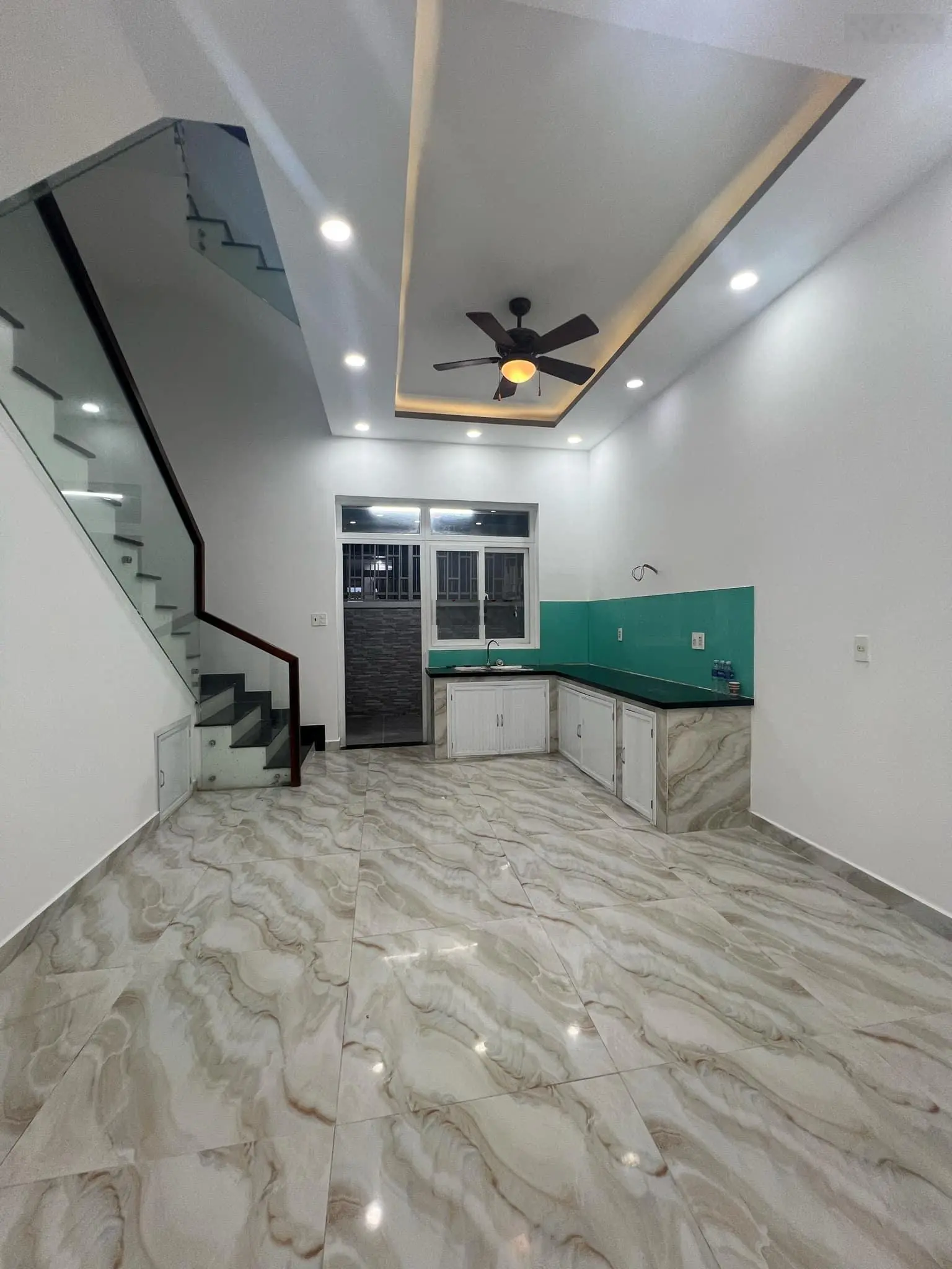 Bán nhà phố liền kề nội khu Khang Điền Bình Chánh