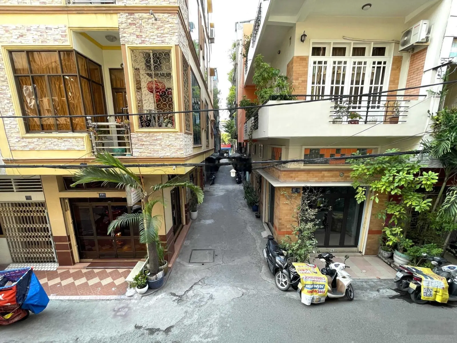Bán CC Nguyễn Thiện Thuật, Q. 3 - lầu 1 - DT: 39m2 - sổ hồng