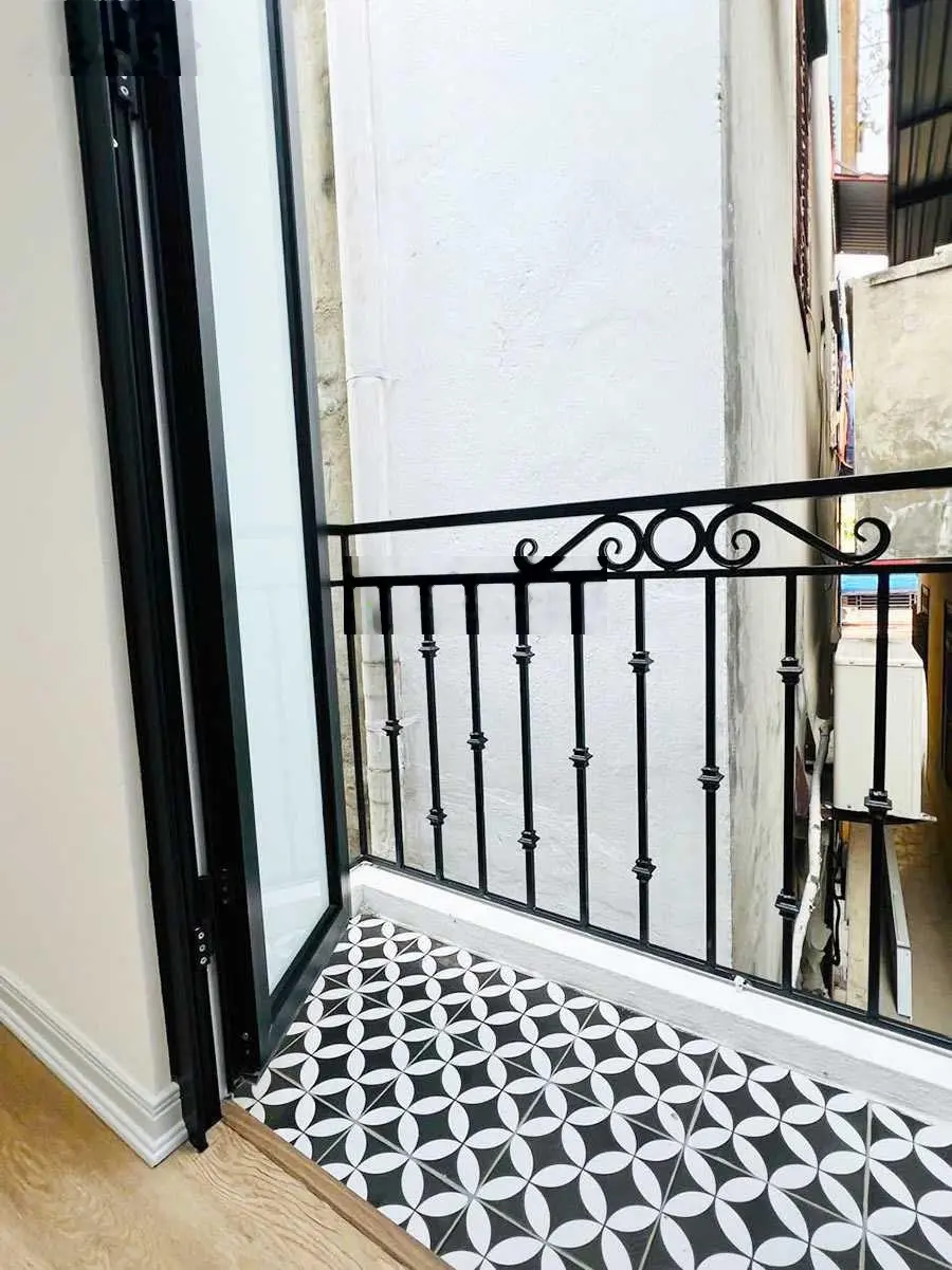 Nhà thái hà lô góc, ngõ thông, ra ô tô tránh 5m, ban công thoáng 20m2x4T 4,35tỷ