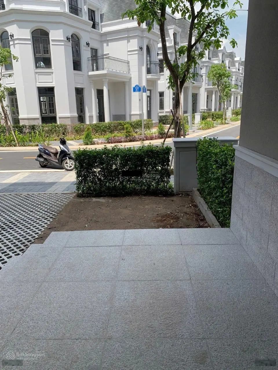 Bán giá tốt căn liên kế 6x20m, Amelie Villa, 1 trệt 3 lầu, giá chỉ 11.4 tỷ. Call: 0933 784 *** Hiền
