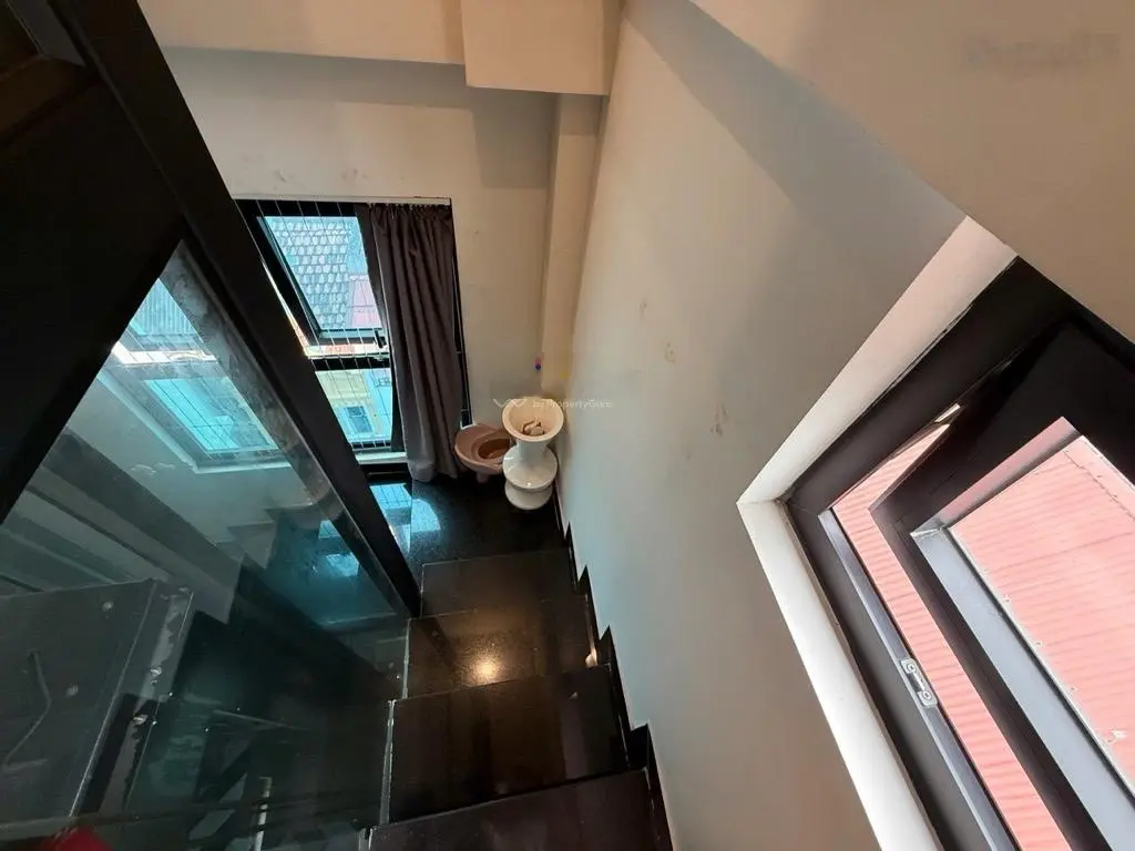 Bán căn nhà Phố Lý Nam Đế - Oto đỗ cửa lô góc 1 nhà ra mặt phố vip hiếm có nhà bán dân trí cao