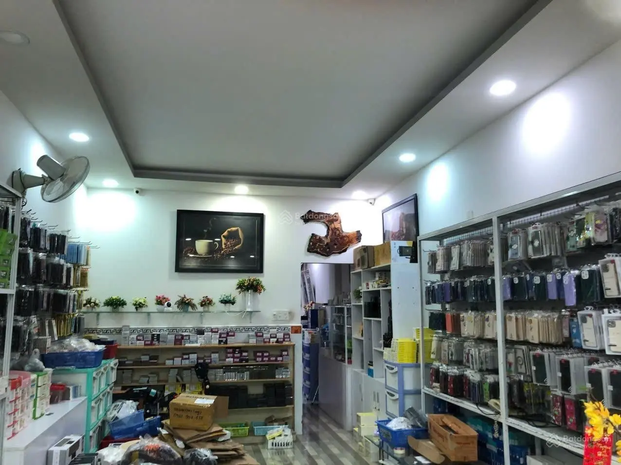 Bán nhà mặt tiền, lô kề góc ngã 4 Nguyễn Hữu Huân với Ngô Đức Kế
