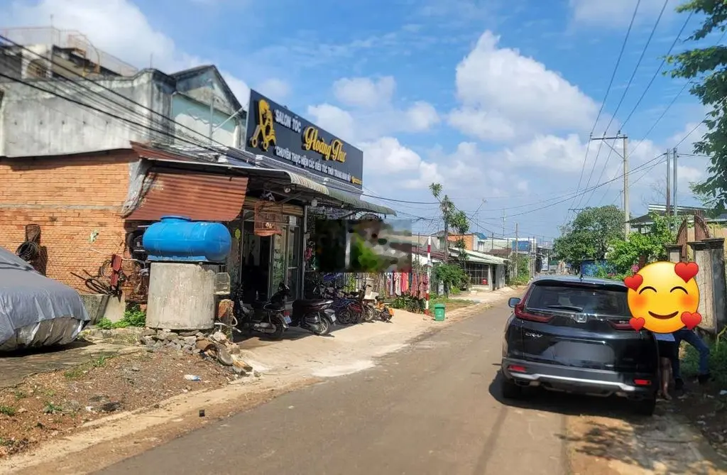 Đất sổ riêng thổ cư 100% (ngang 8), mặt tiền nhựa, xã Sông Thao