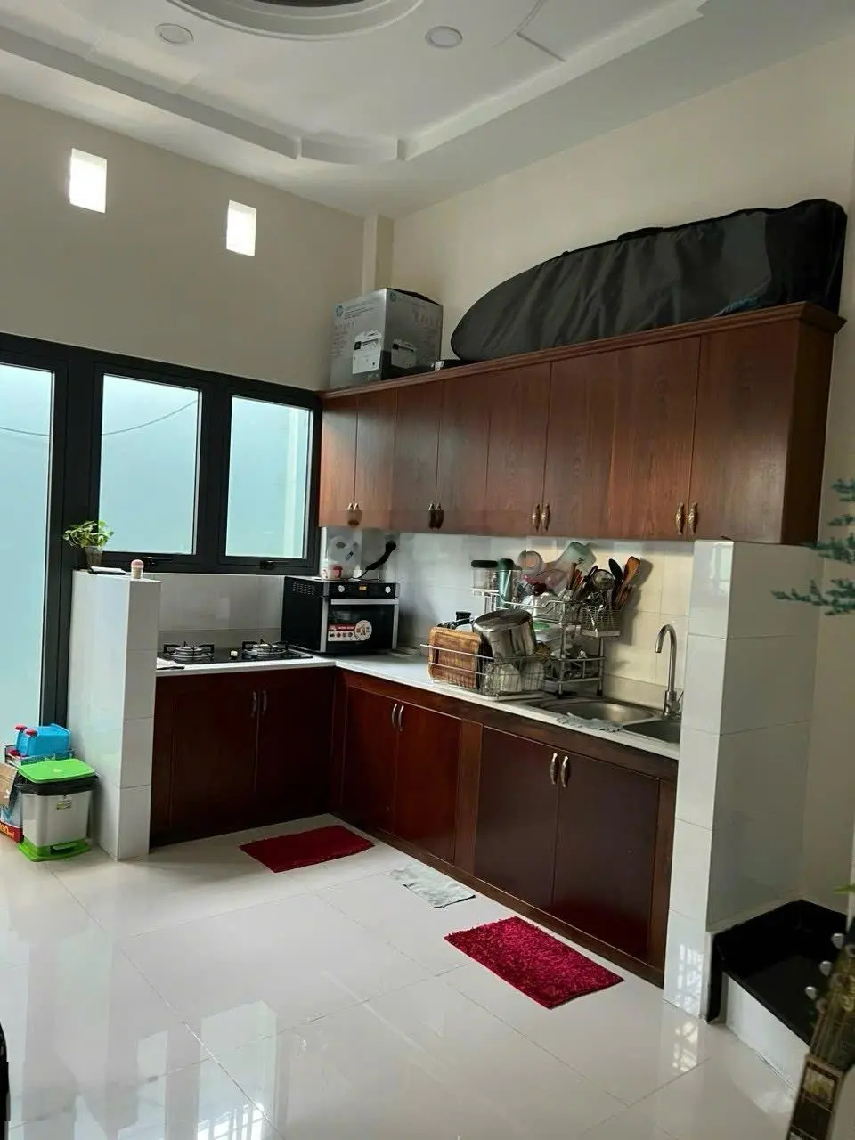 Nhà kiểu biệt thự ngang khủng 8m vuông vắn, căn góc xd 3 tầng đường xe 16 CH, ngay Nguyễn Thị Định