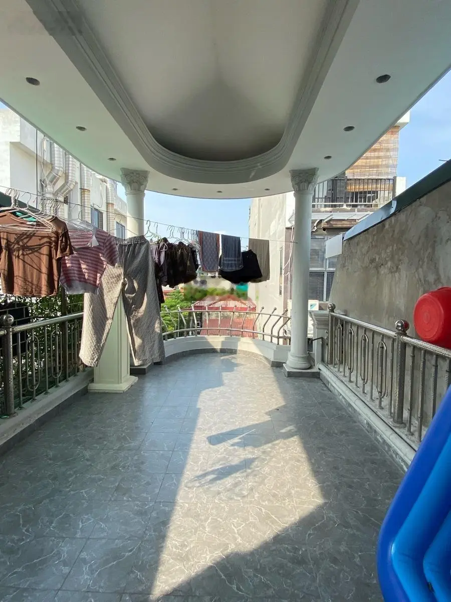 Bán nhà mặt phố đông các -vip đống đa-giá mặt phố rẻ như mặt ngõ-kinh doanh đa dạng - ô chờ thang