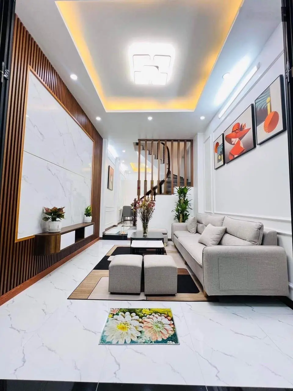 Bán nhà Cầu Diễn - ô tô đỗ tận cổng - kinh doanh online - diện tích 35m2 - lô góc