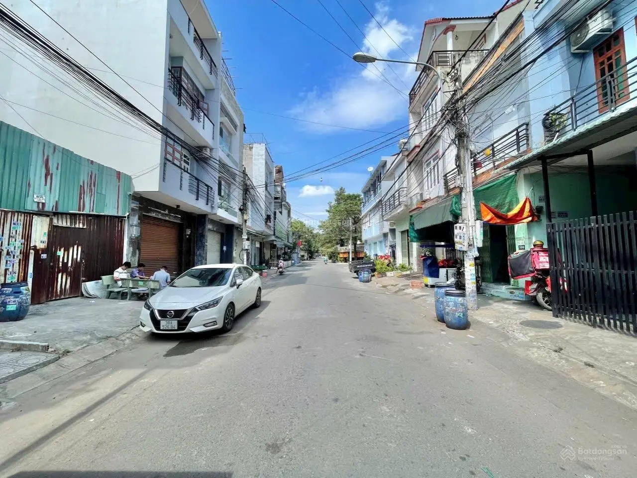 Đầu tư cực tốt bán nhà mặt tiền KCN Sóng Thần Dĩ An, 9 phòng, thu nhập 18-20 triệu