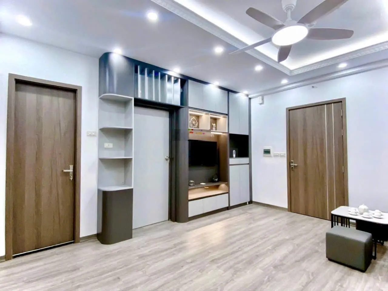 Bán căn 45.5m2 - 2ngủ&1VS HH 1B Linh Đàm. LH: 0966 455 ***/Em Thuỷ chuyên BĐS