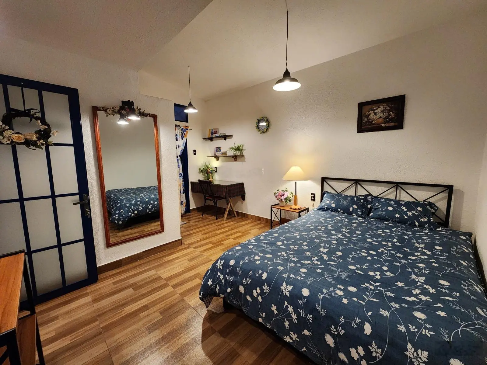 Nhà sân vườn trung tâm Đà Lạt, khai thác du lịch tốt, 137m2 (11x14), cách hồ 500m, giá 6.2 tỷ