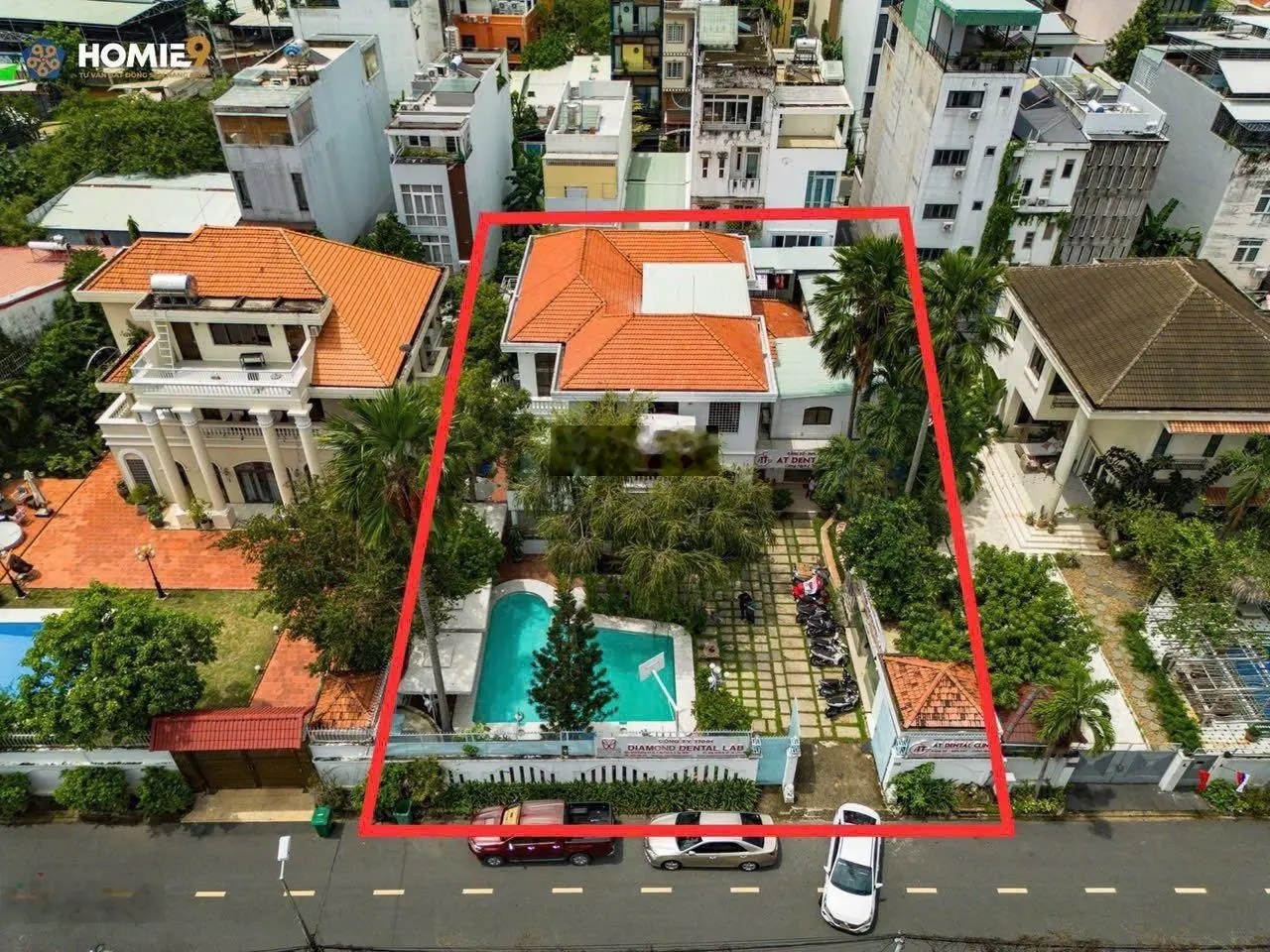 Biệt thự hồ bơi sân vườn khu Compound khu Thảo Điền DT 24 x 36 DTCN 830m2