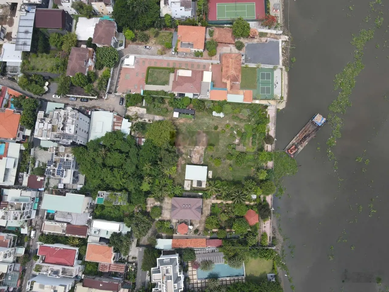 Bán khuôn đất gần 3800m2 mặt sông Sài Gòn phường An Phú giá 550 tỷ 0938200291
