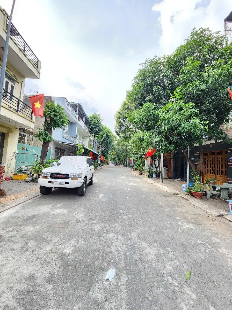 Hàng Hiếm ! Nhà 2 Lầu 1 Trệt KDC Toa Xe, Gần Vimcom 550