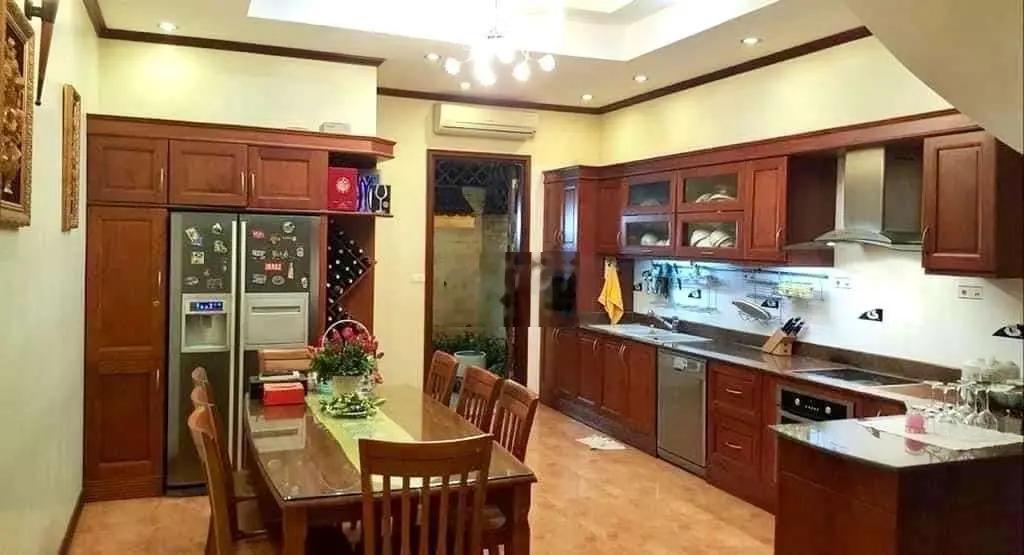 Bán nhà Nguyễn Khánh Toàn, 95m 4T, ô tô tránh, 2 mặt ngõ oto tránh