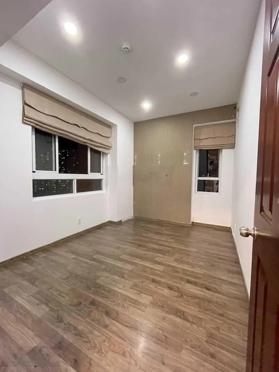 Chung cư IDICO Tân Phú, 75m2, 2 phòng ngủ cần bán gấp căn góc view Đông Nam