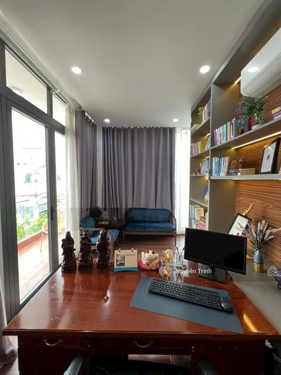 Cắt Lỗ Bán Gấp Biệt Thự Mini Hiện Đại Sau Lưng Gigamall.Dt 240m2 Sử Dụng Ngag 8M Hiếm,Full Nội Thất
