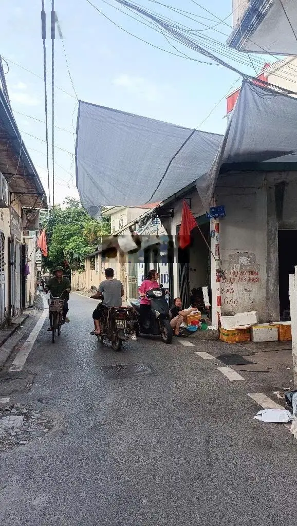 Bán nhà chính chủ cần tiền bán gấp Thuý Lĩnh - Lĩnh Nam - Hoàng Mai DT 40m2 - sổ đỏ vuông nét