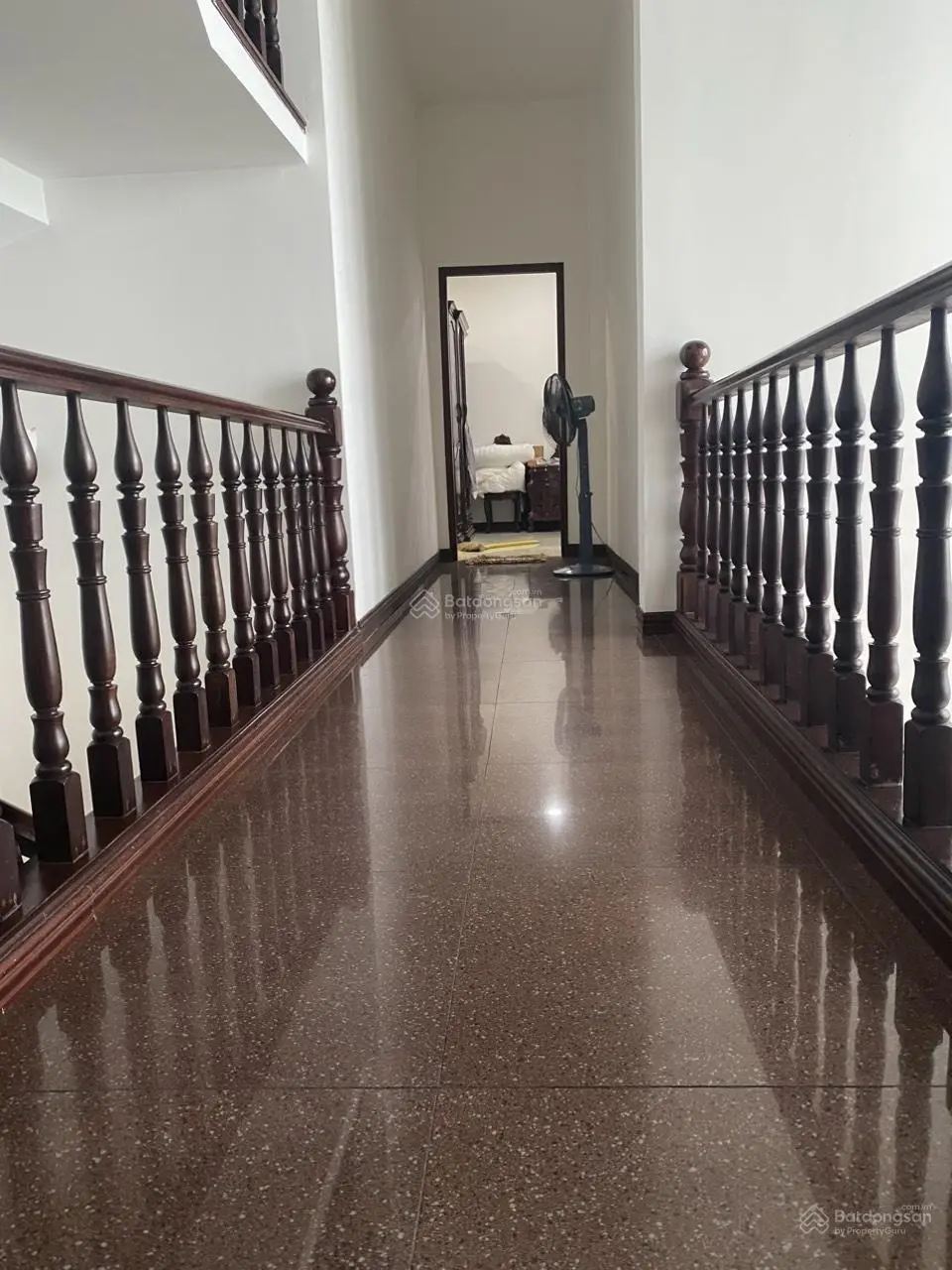 Chính chủ cần bán gấp nhà biệt thự căn góc 2 MT đường lớn Quận 11