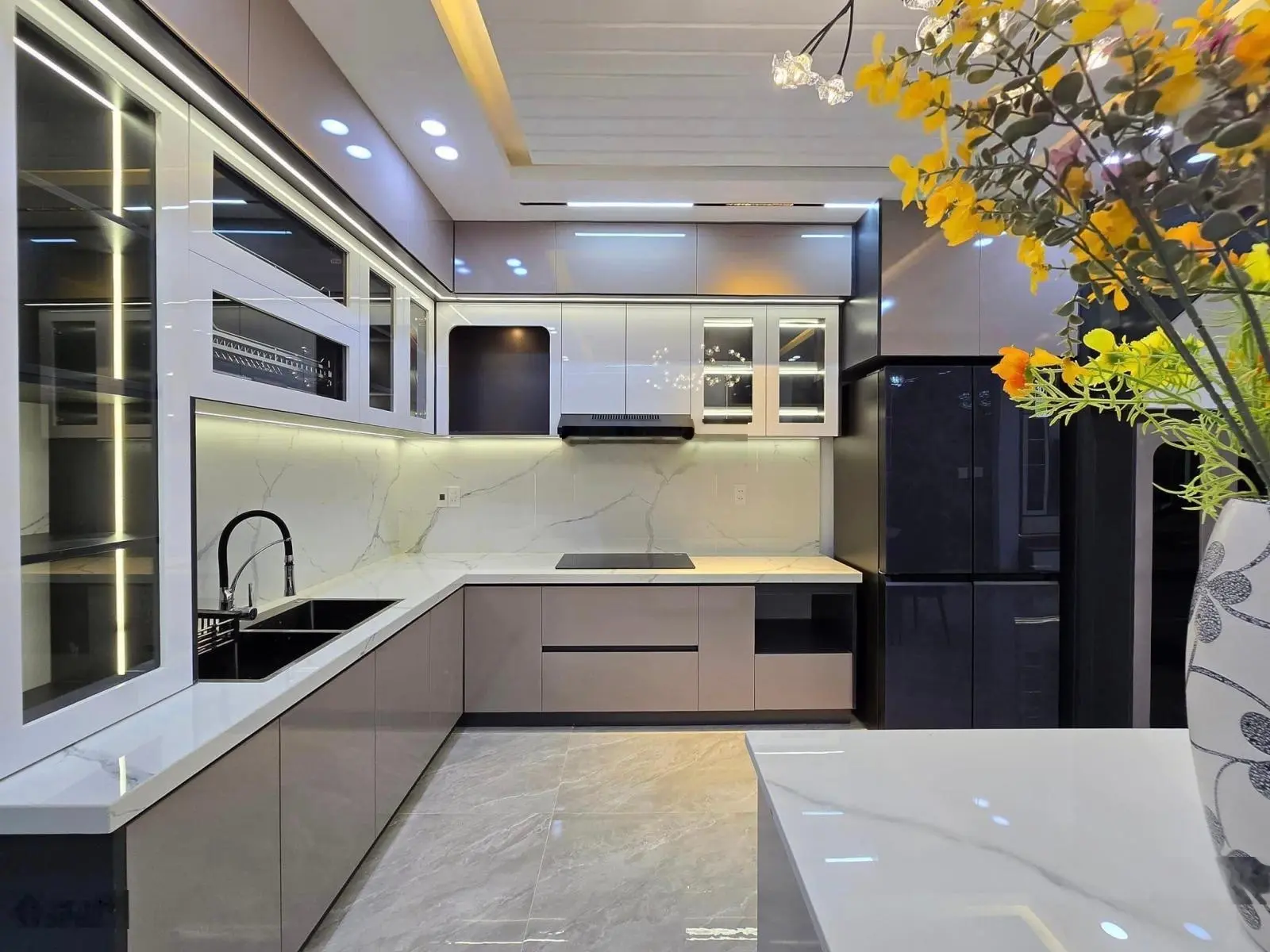 Bán nhà Cầu Diễn lô góc ô tô tránh kinh doanh sầm uất 62m2 4T nhỉnh 9 tỷ