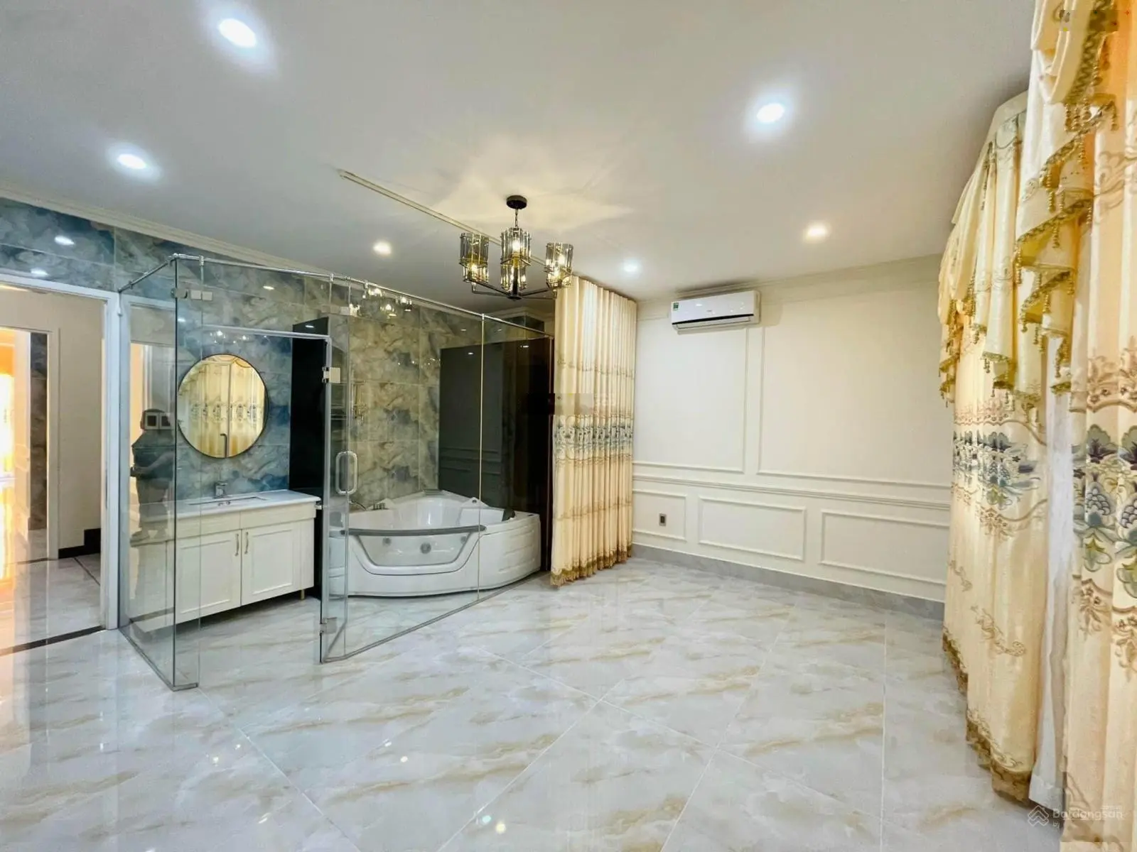 Biệt thự khu Cityland Phường 10 4 tầng 1 hầm 4pn 5wc Gò Vấp