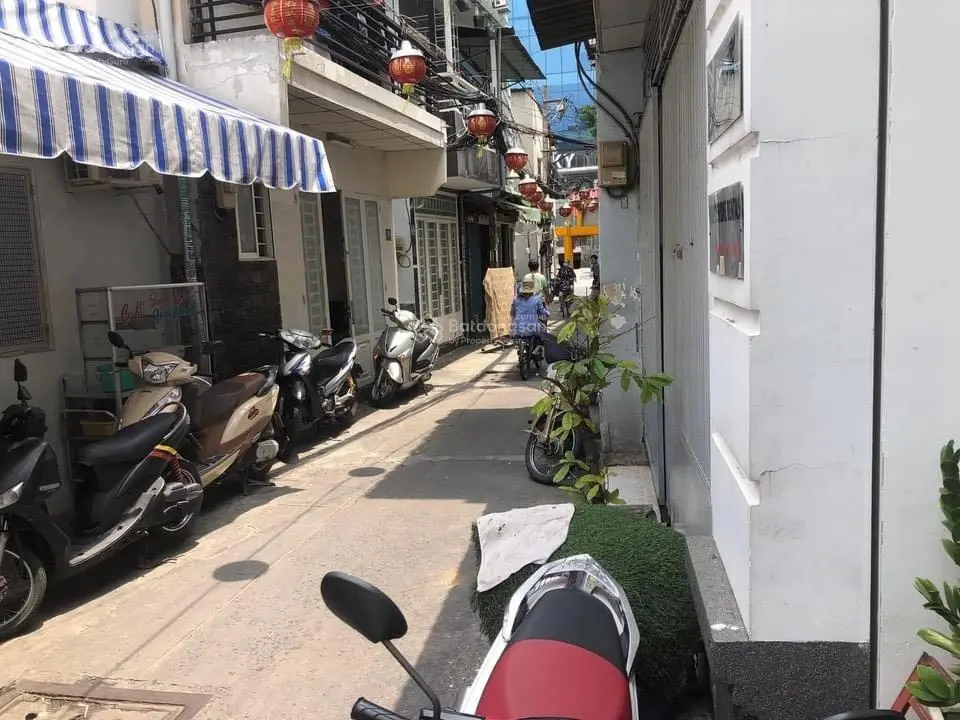 Cần bán nhà 182/Đề Thám, P Cầu Ông Lãnh, Q1 nhà 5 tầng 0778 066 ***) Minh